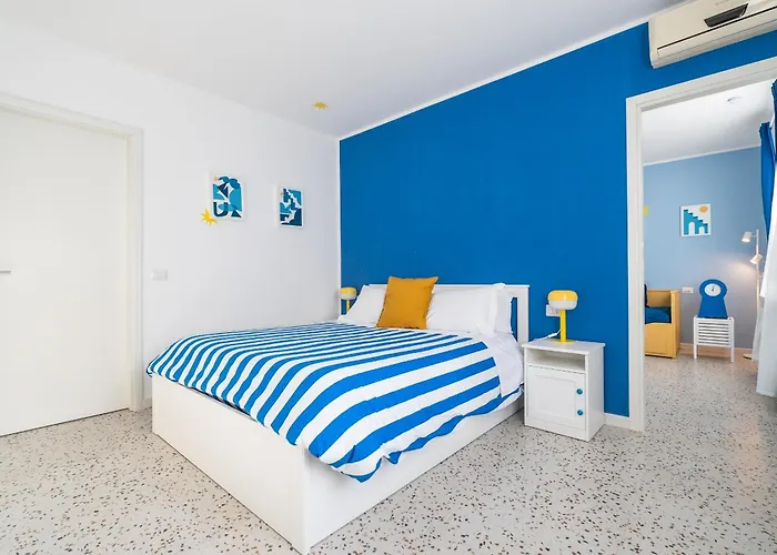 Blunotte - Piazza Castello 3*