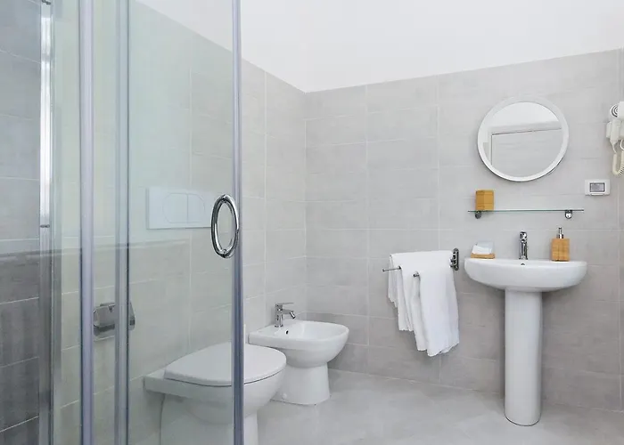 Pensión Blunotte - Piazza Castello