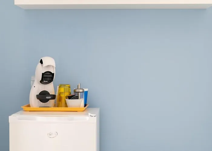 Blunotte - Piazza Castello Guest house 3*